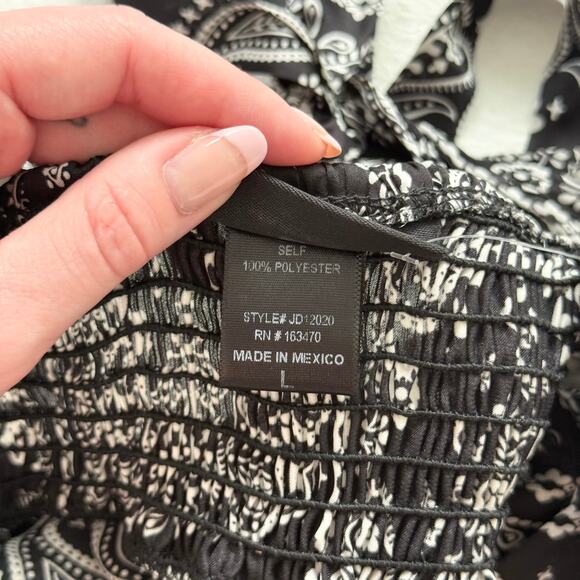 Just Polly Bandana Print Halter Mini Dress, Size Jr Large (Fits Small) - Picture 6 of 8